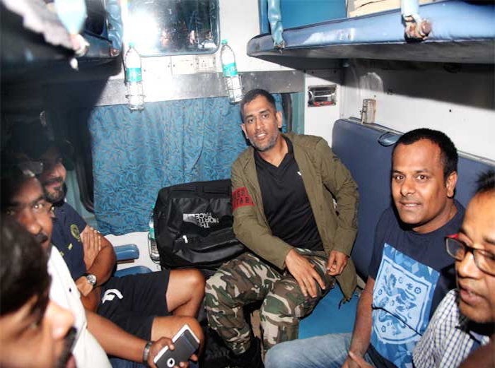 MS Dhoni train 1