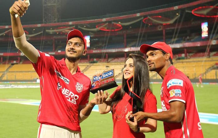 Akshar Patel, Preity Zinta, Sandeep Sharma IPL 2017