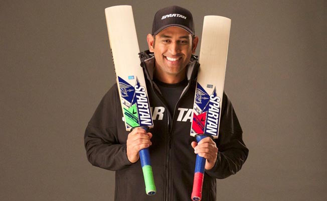 MS Dhoni Spartan bat