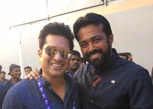 Sachin-Tendulkar-with-Leander-Paes