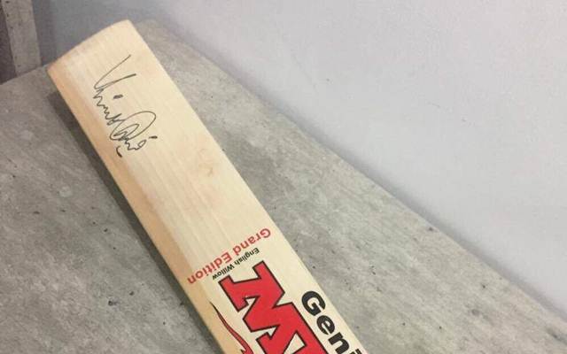 Virat-Kohli-bat