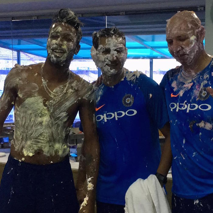 Hardik Pandya, Sanjay Bangar, Patrick Farhart