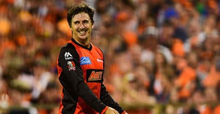 Brad Hogg names top 3 batsmen in all formats