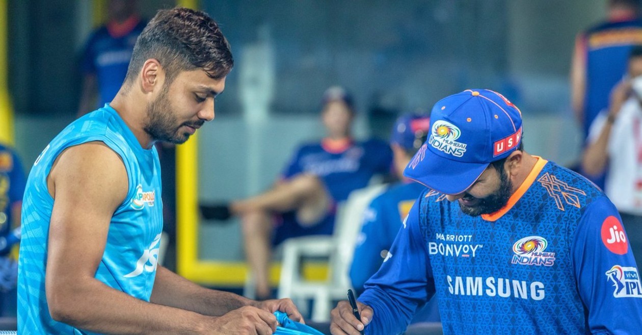 IPL 2021: Rohit Sharma gives an autograph on ‘fanboy’ Avesh Khan’s jersey