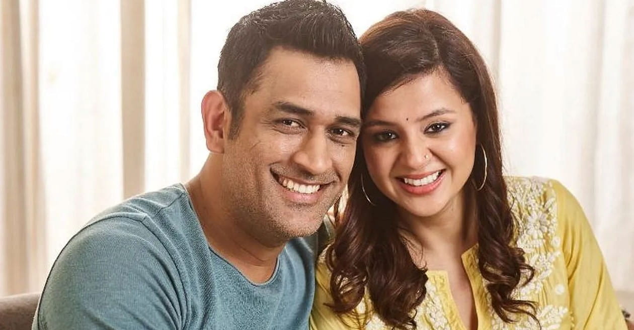 MS Dhoni gifts a vintage car to Sakshi on their 11th wedding anniversary