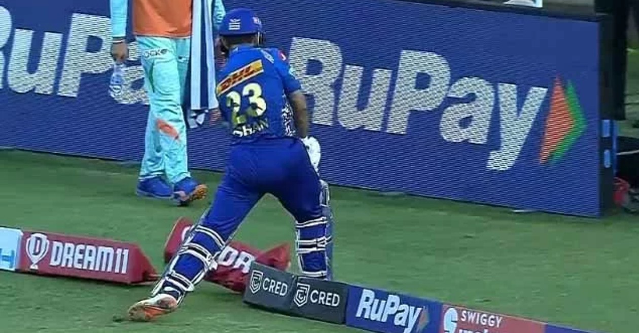 IPL 2022 [WATCH]: Angry Ishan Kishan hits boundary cushions after getting out against LSG