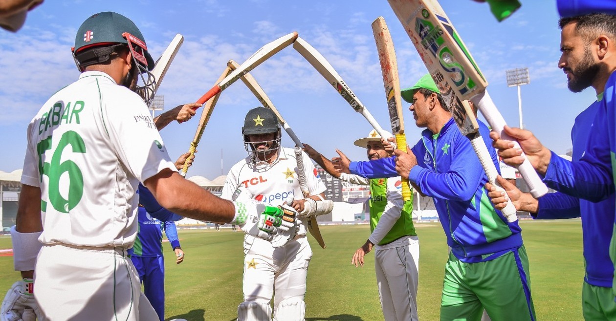 PAK v ENG – WATCH: Azhar Ali receives guard of honor after falling for a duck in his final Test innings