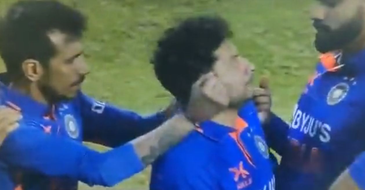 IND vs NZ – WATCH: Yuzvendra Chahal pulls Kuldeep Yadav’s ears after India whitewash New Zealand