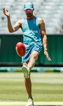 Mitchell Starc