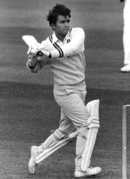 sUNIL gAVASKAR back to back hundred