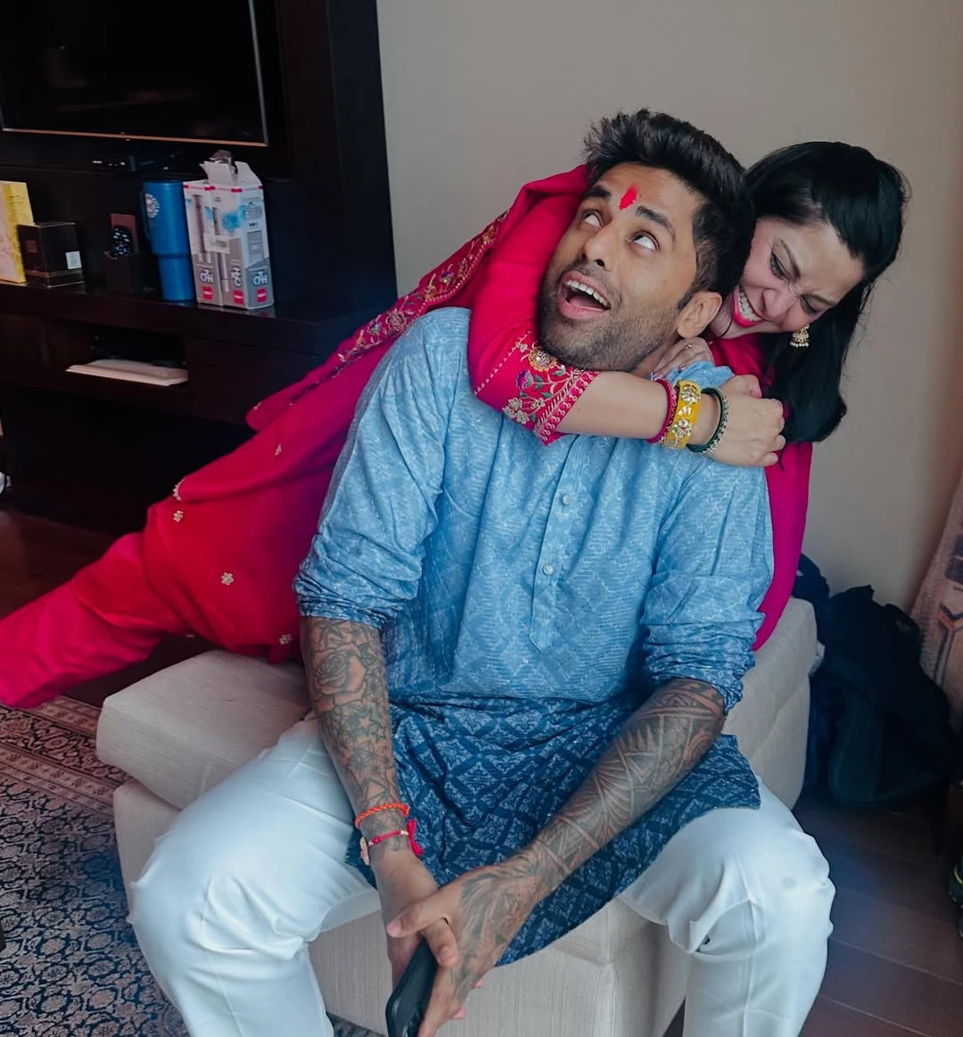 Suryakumar Yadav with his sister