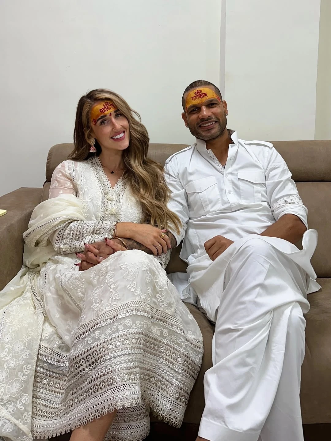 Sophie Shine, Shikhar Dhawan